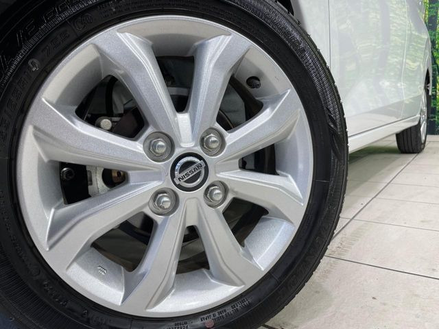 �y����14�C���`�A���~�z�C�[���z�O�ςɃ}�b�`���������A���~�z�C�[���𑕒����Ă���܂��B�e��ЊO�A���~�z�C�[����A�X�^�b�h���X�^�C�����戵�����Ă���܂��B���񂲑��k����������