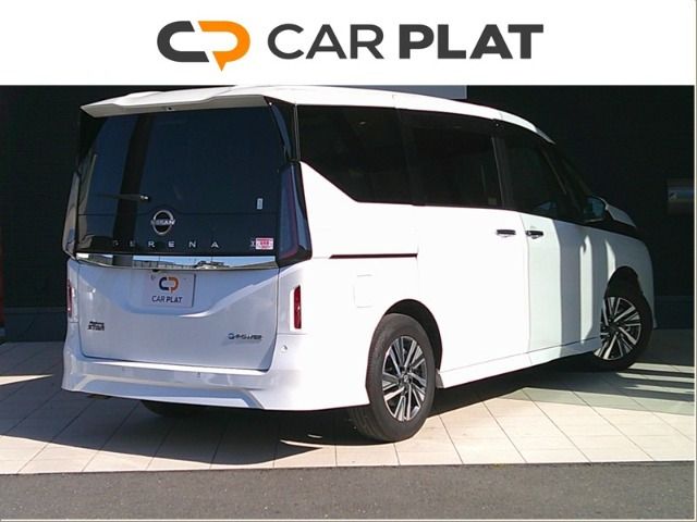 セレナ1.4 e-POWER ハイウェイスターV