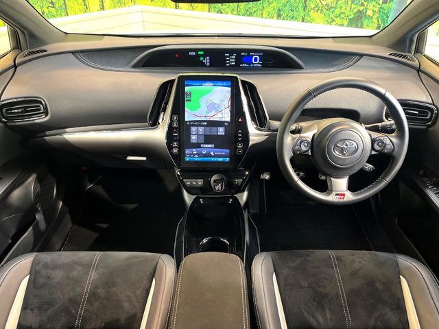 プリウスPHV1.8 S ナビパッケージ GR スポーツ