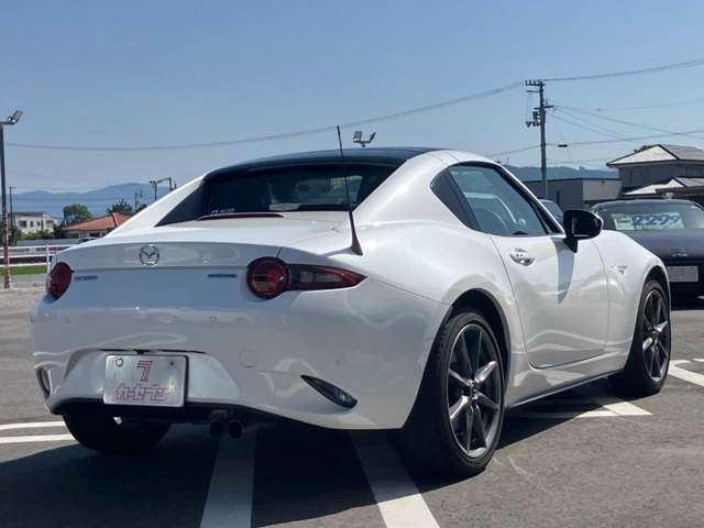 ロードスターRF2.0 VS バーガンディ― セレクション