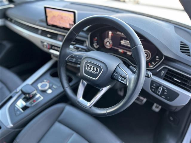 A4オールロードクワトロオールロード アブソリュート 4WD