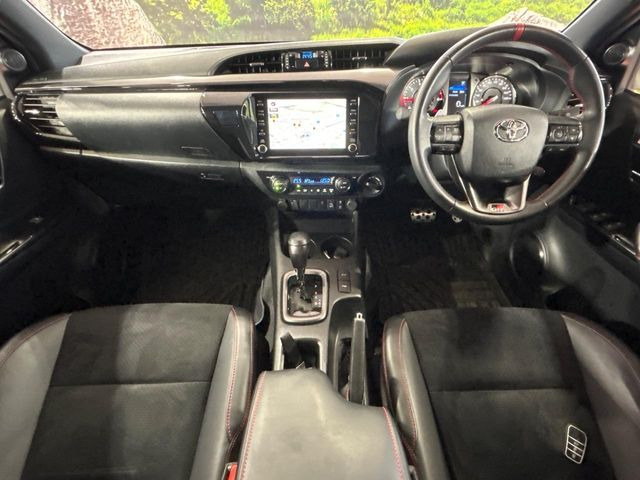 ハイラックス2.4 Z GRスポーツ ディーゼル 4WD