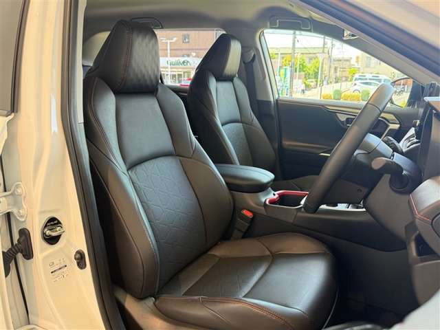 RAV42.0 アドベンチャー オフロードパッケージ II 4WD