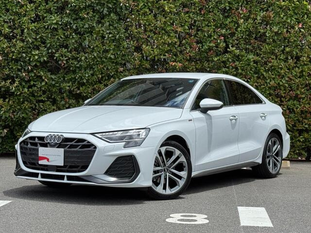 A3セダン30 TFSI Sライン