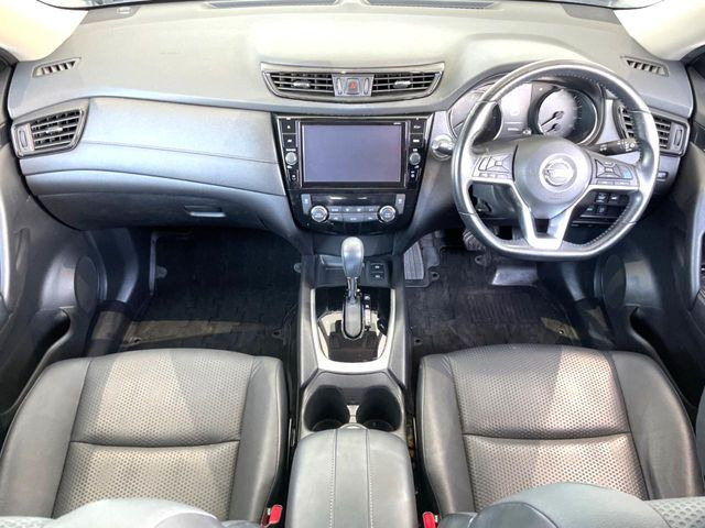 エクストレイル2.0 20Xi