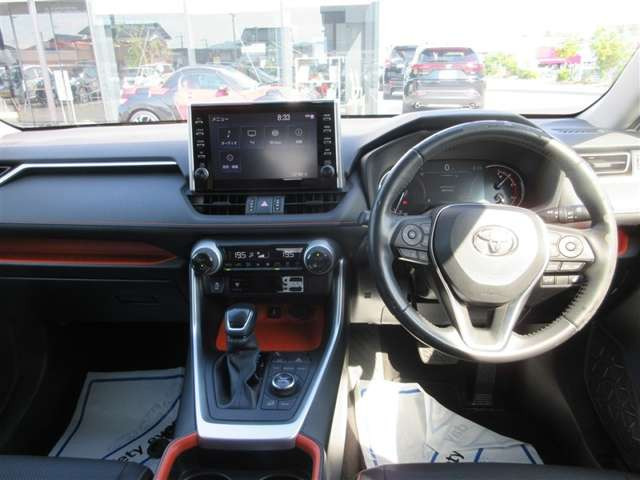 RAV42.0 アドベンチャー 4WD
