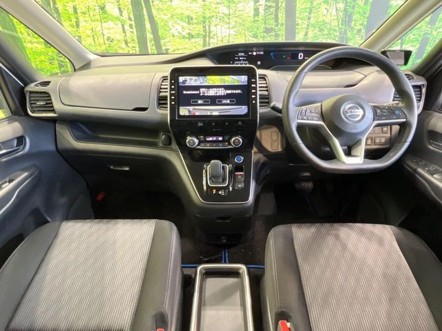 セレナ1.2 e-POWER AUTECH