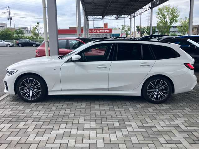 3シリーズツーリング320d xドライブ Mスポーツ  4WD