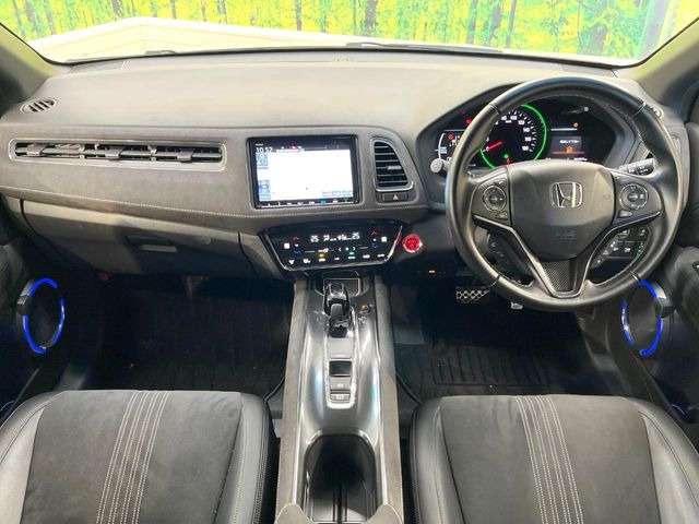 ヴェゼル1.5 ハイブリッド RS ホンダセンシング