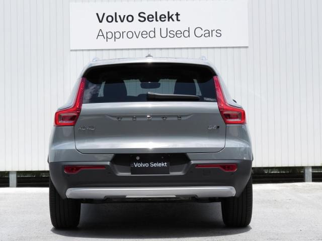 XC40ウルトラ B4 AWD 4WD