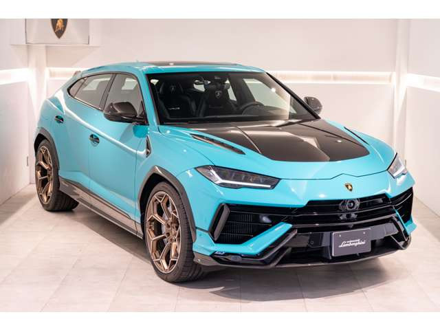ウルスペルフォルマンテ 4WD