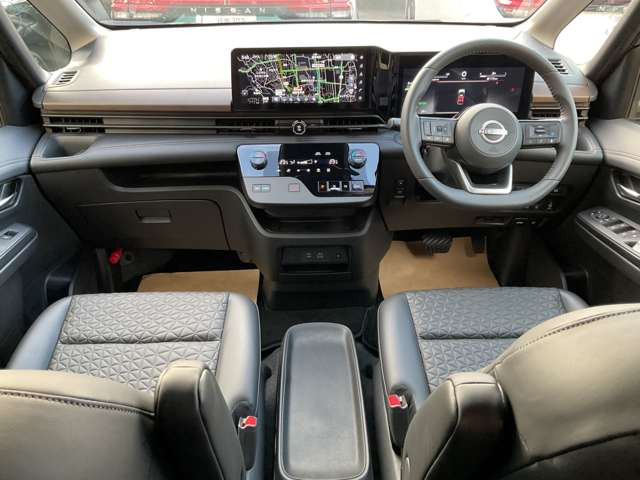 セレナ1.4 e-POWER ハイウェイスターV
