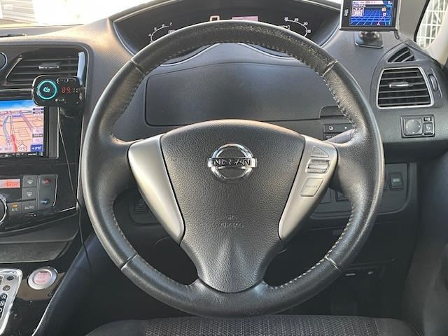 セレナ2.0 ハイウェイスター Vセレクション+Safety S-HYBRID