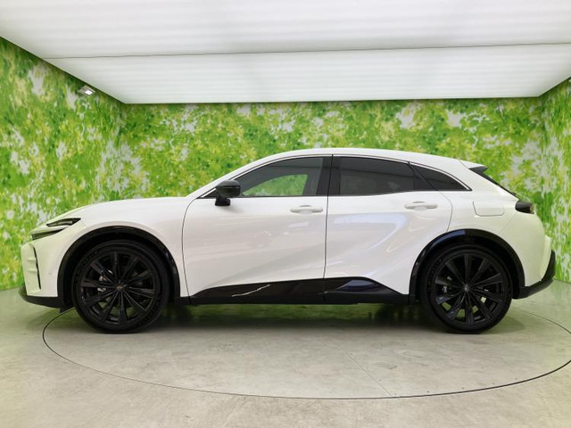 クラウンスポーツ2.5 Z E-Four 4WD