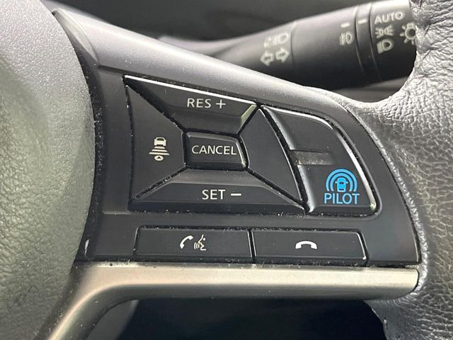 セレナ1.2 e-POWER ハイウェイスターV