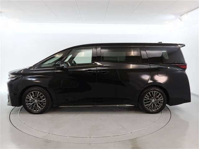 ヴェルファイアハイブリッド 2.5 Z プレミア E-Four 4WD