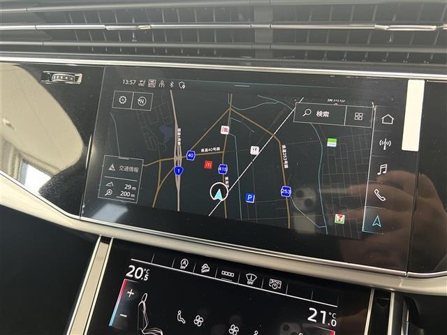 Q755 TFSI クワトロ Sライン 4WD