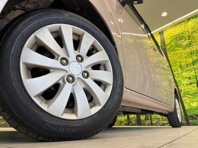 �y����14�C���`�A���~�z�C�[���z�O�ςɃ}�b�`���������A���~�z�C�[���𑕒����Ă���܂��B�e��ЊO�A���~�z�C�[����A�X�^�b�h���X�^�C�����戵�����Ă���܂��B���񂲑��k����������