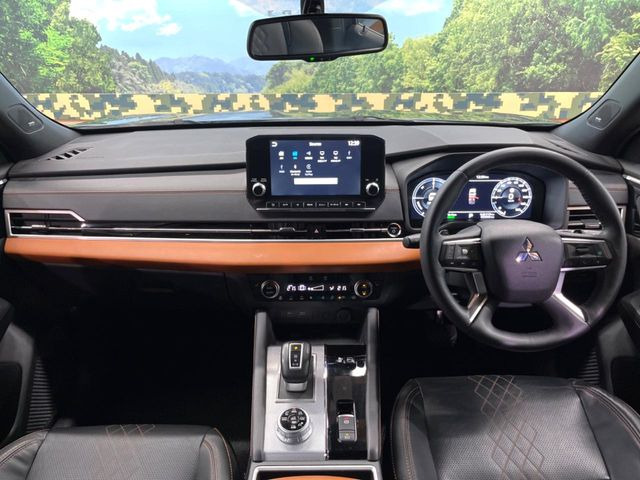 アウトランダーPHEV 2.4 P 4WD