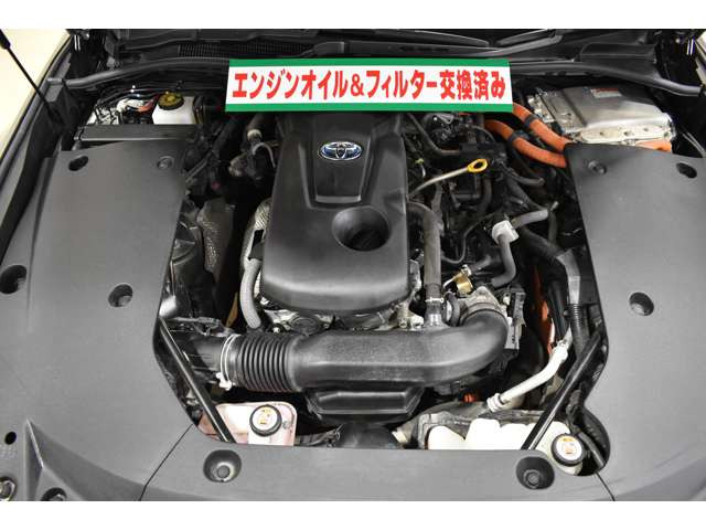 クラウンハイブリッド 2.5 RS Four 4WD