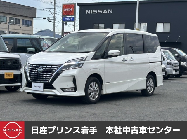 セレナ2.0 ハイウェイスターV 4WD