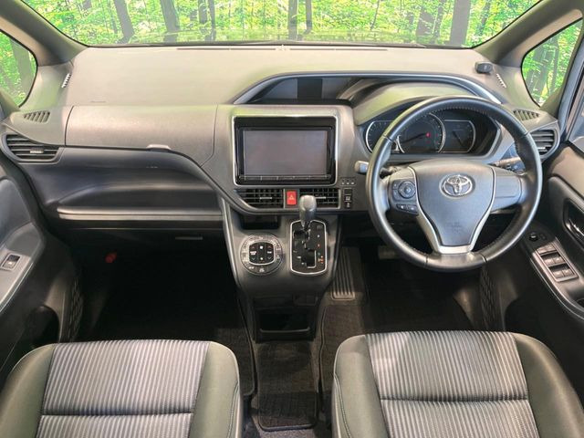 ヴォクシー2.0 ZS 煌