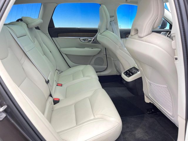 ���㕔���Ȃ��C�ɂȂ�悤�ȃL�Y�E�����ւ��蓙�A�傫�ȃ_���[�W�͂Ȃ��A�ǍD�ȏ�Ԃł��B