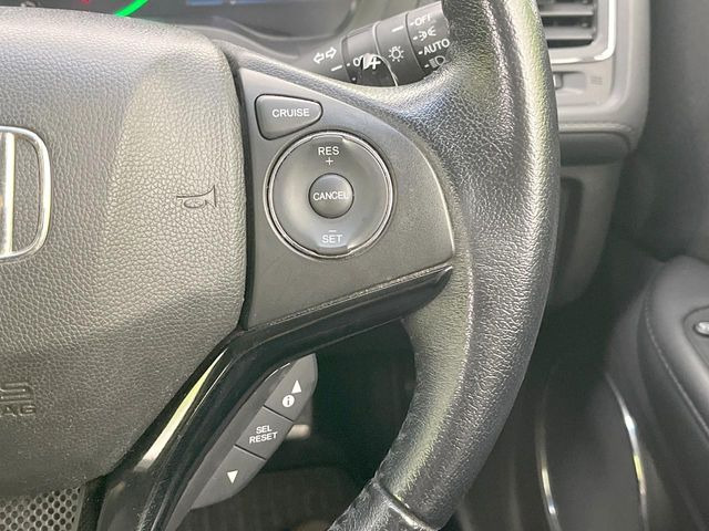 �y�N���[�Y�R���g���[���z�������H�����N���N���s�B�A�N�Z���𗣂��Ă���葬�x�ő��s���ł��A�������^�]���̕��S���y��!�����E�������ȒP�ȃX�C�b�`����Œ����ł��܂��B
