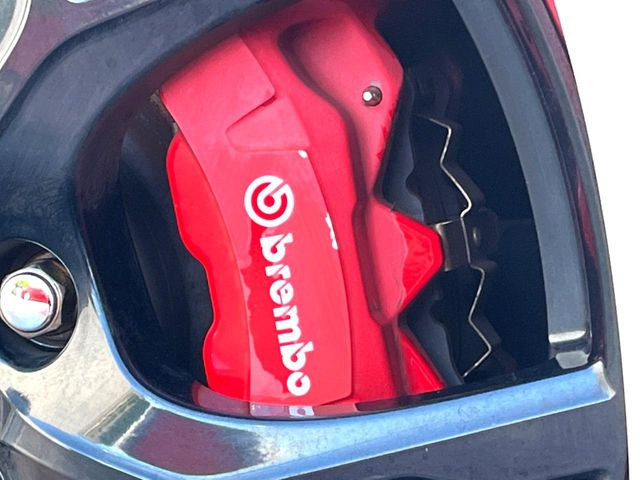 �y�u�����{���L�����p�[�z�n�C�p���[�ԗ��ɂ͋��͂ȃu���[�L���K�{!���E�̃X�[�p�[�J�[�ɂ��̗p�����C�^���A�̍������[�J�[�u�u�����{�v�𑕒�!�F�N�₩�ȃL�����p�[���X�|�[�e�B�Ȉ�ۂ��������Ă܂���