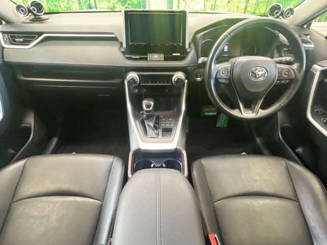 RAV42.0 G 4WD