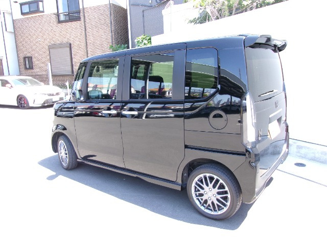 N-BOXカスタムターボ 4WD