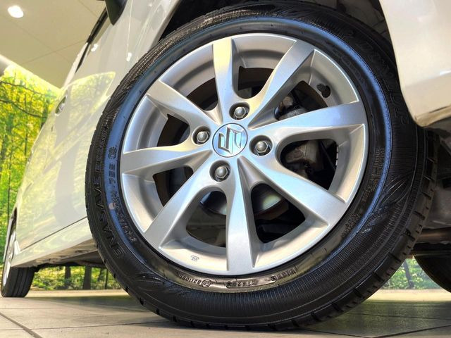 �y����14�C���`�A���~�z�C�[���z�O�ςɃ}�b�`���������A���~�z�C�[���𑕒����Ă���܂��B�e��ЊO�A���~�z�C�[����A�X�^�b�h���X�^�C�����戵�����Ă���܂��B���񂲑��k����������