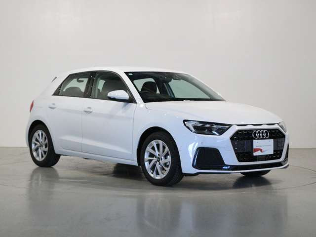 A1スポーツバック25 TFSI アドバンスド