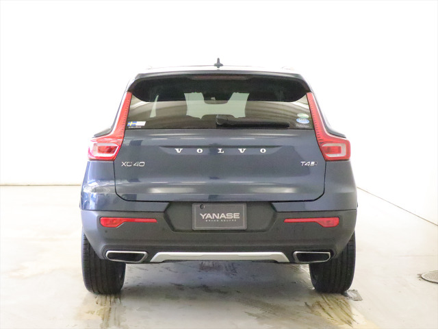 XC40T4 AWD インスクリプション 4WD