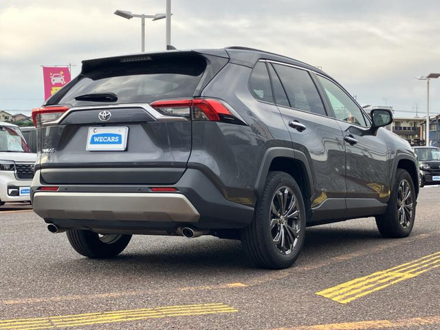 RAV42.0 G 4WD