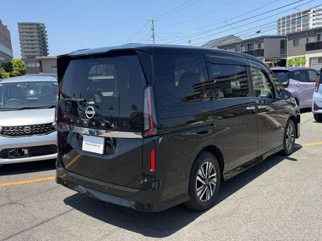 セレナ2.0 ハイウェイスターV