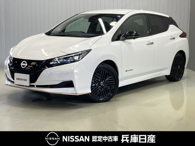 リーフX Vセレクション 90周年記念車