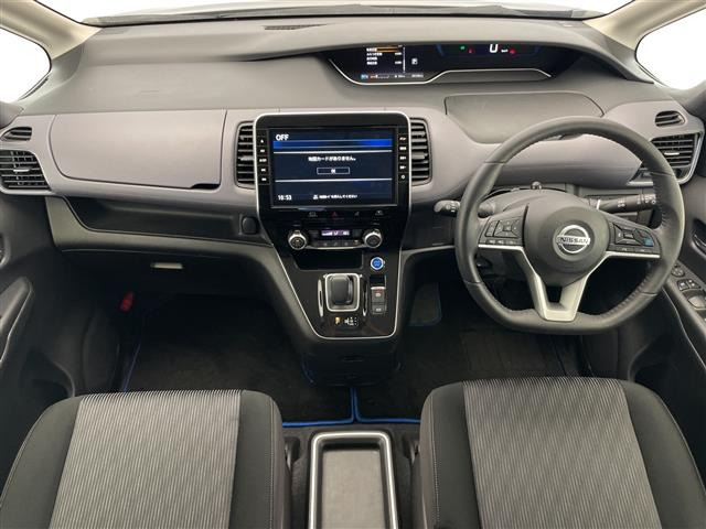 セレナ1.2 e-POWER ハイウェイスターV