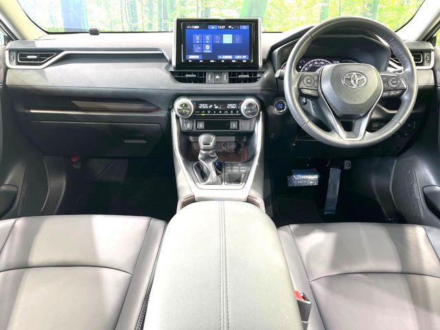 RAV42.0 G 4WD