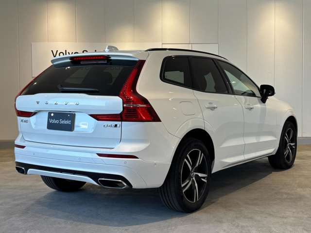 XC60D4 AWD Rデザイン ディーゼル 4WD