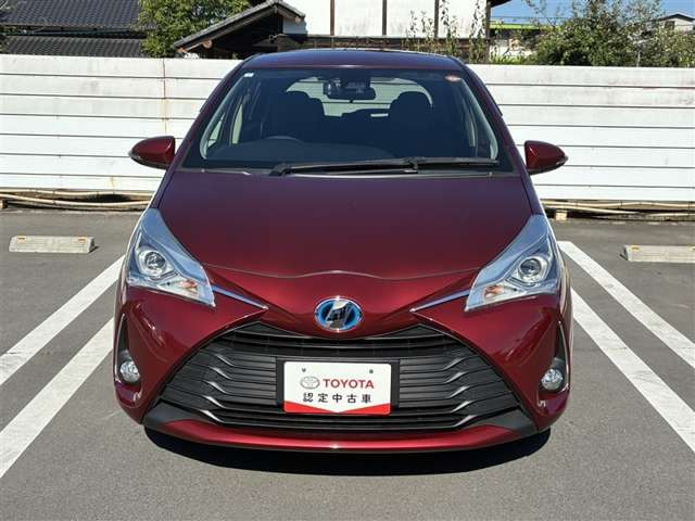 ヴィッツ1.5 ハイブリッド F アミー