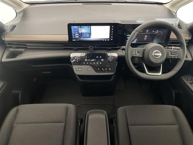 セレナ1.4 e-POWER ハイウェイスターV
