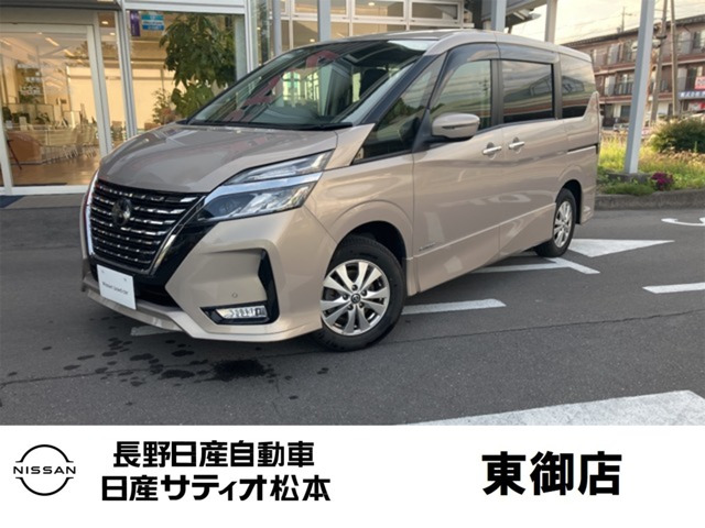 セレナ2.0 ハイウェイスターV 4WD