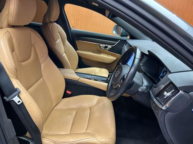 V90クロスカントリーD4 AWD ディーゼル 4WD