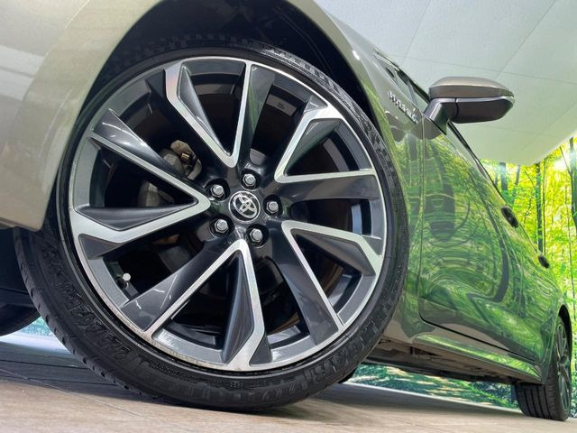 �y����18�C���`�A���~�z�C�[���z�O�ςɃ}�b�`���������A���~�z�C�[���𑕒����Ă���܂��B�e��ЊO�A���~�z�C�[����A�X�^�b�h���X�^�C�����戵�����Ă���܂��B���񂲑��k����������