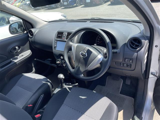 マーチ1.2 X FOUR Vセレクション 4WD