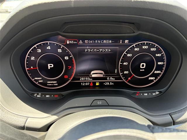 Q230 TFSI スポーツ