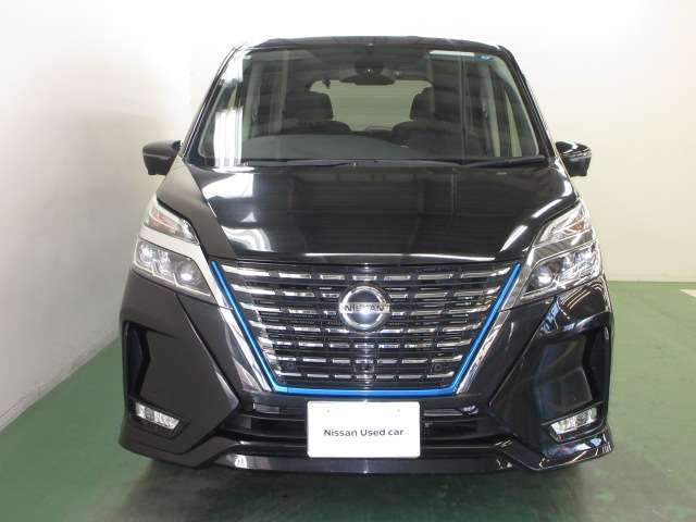 セレナ1.2 e-POWER ハイウェイスターV