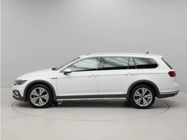 パサートオールトラックTDI 4モーション アドバンス ディーゼル 4WD