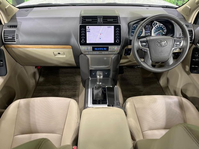 ランドクルーザープラド2.7 TX Lパッケージ マットブラック エディション 4WD